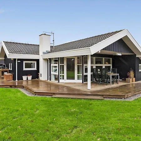 40577-juelsminde-pot-strandby-372 * Sonderby (Midtjylland)